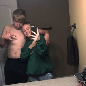 Meet your Posher, Tira